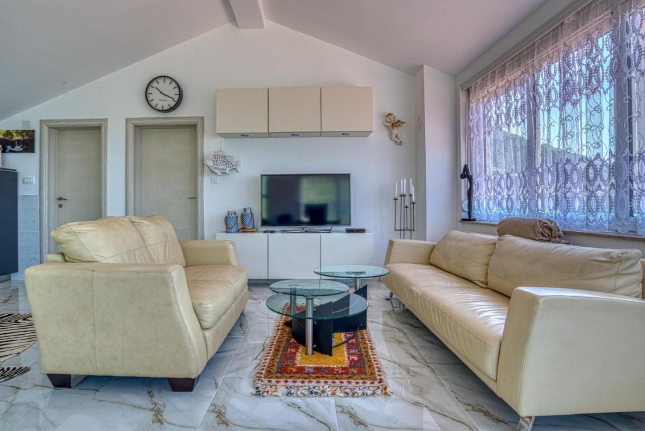 Adriatic Paradise Villa Budva